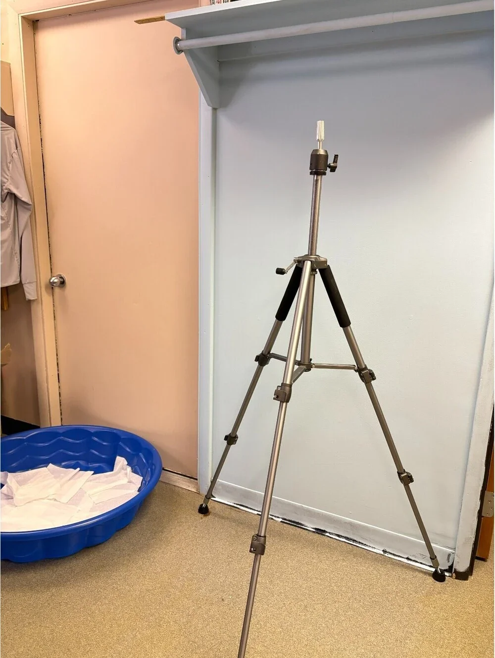 Heavy Duty Cosmetology Mannequin Head Tripod Stand Adjustable Salon Hair Styling